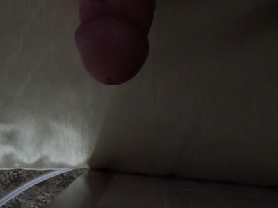 Couldn’t hold it – Cum on pillow